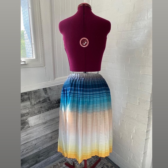 ELOQUII Sunset 🌅 skirt - Picture 2 of 8